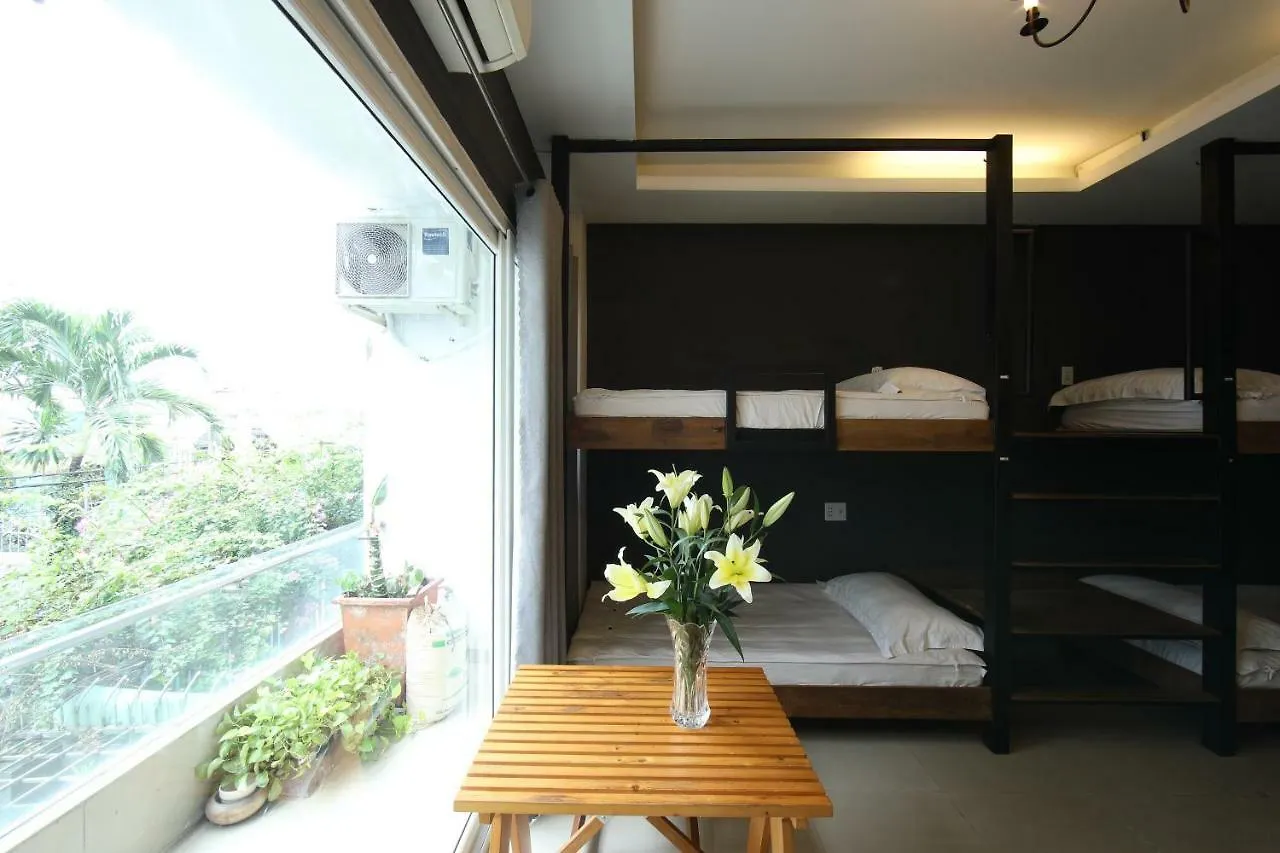 The Common Room Project Ho Şi Min 0*,  Vietnam